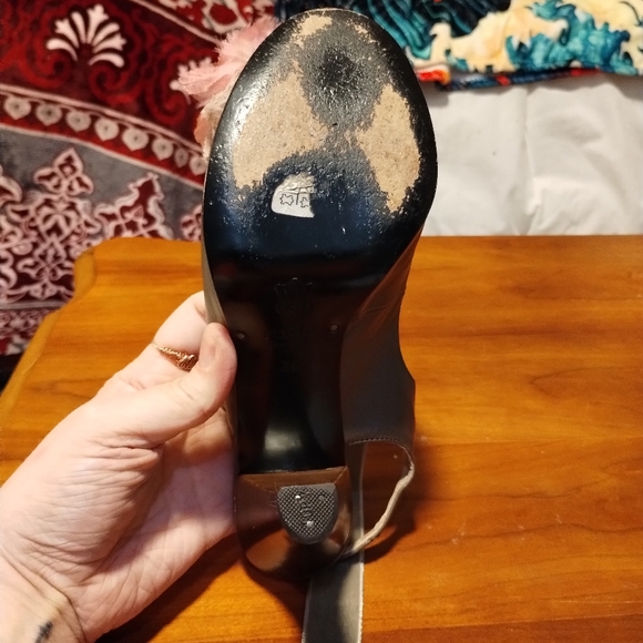 Rada beige/grey heels - Picture 10 of 10